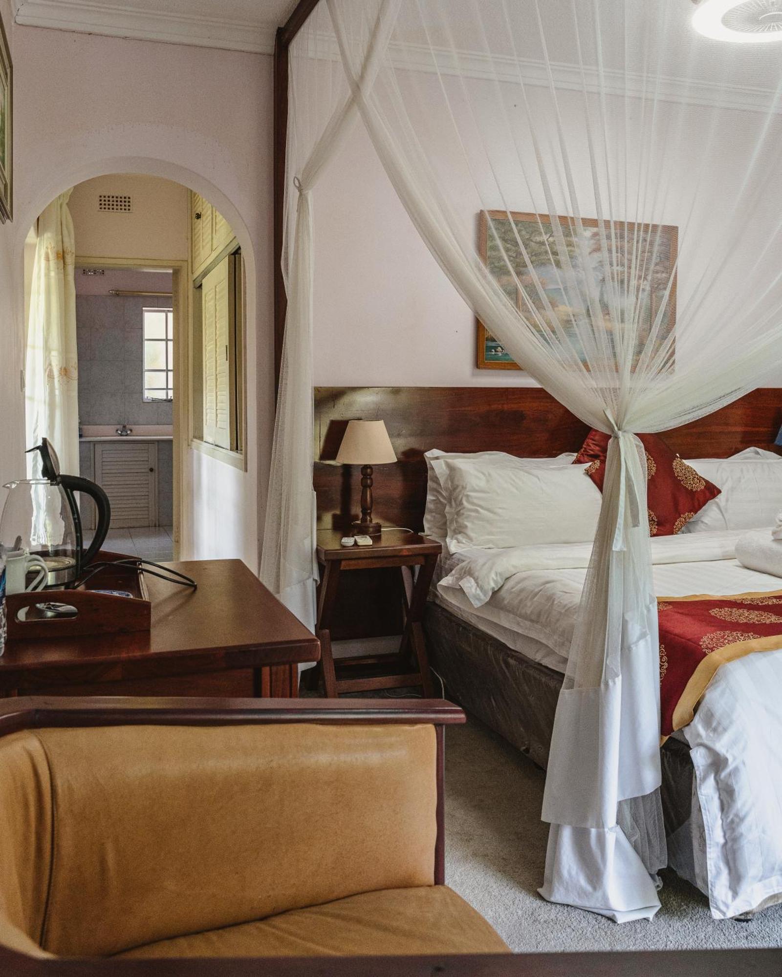 Jacaranda Lodge Victoria Falls Kültér fotó