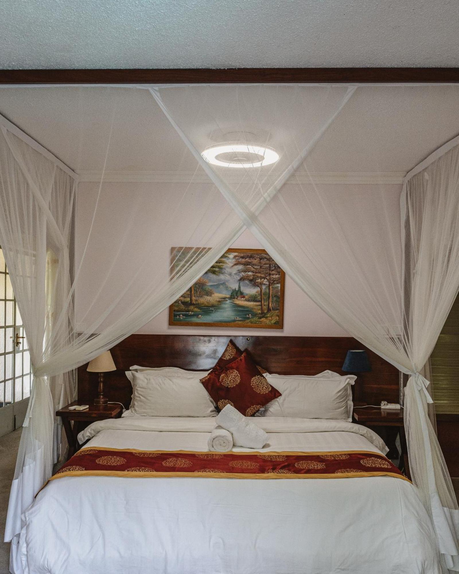 Jacaranda Lodge Victoria Falls Kültér fotó