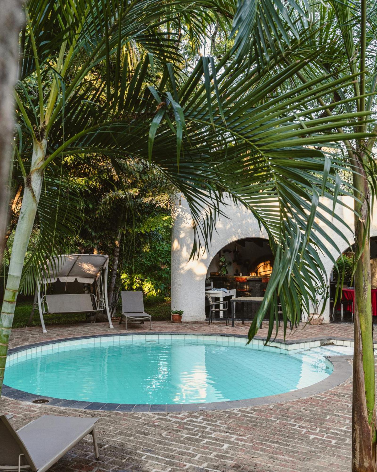 Jacaranda Lodge Victoria Falls Kültér fotó